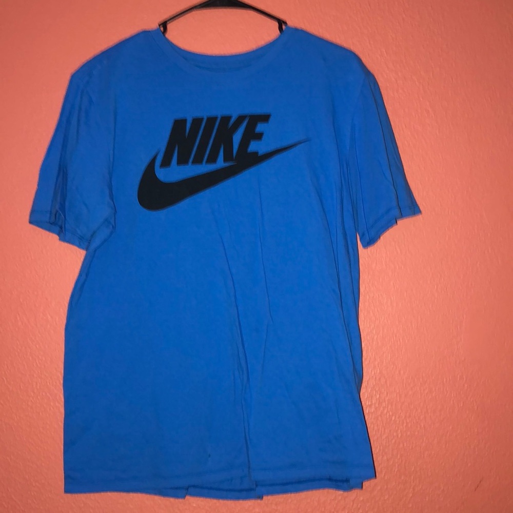 Nike t shirt